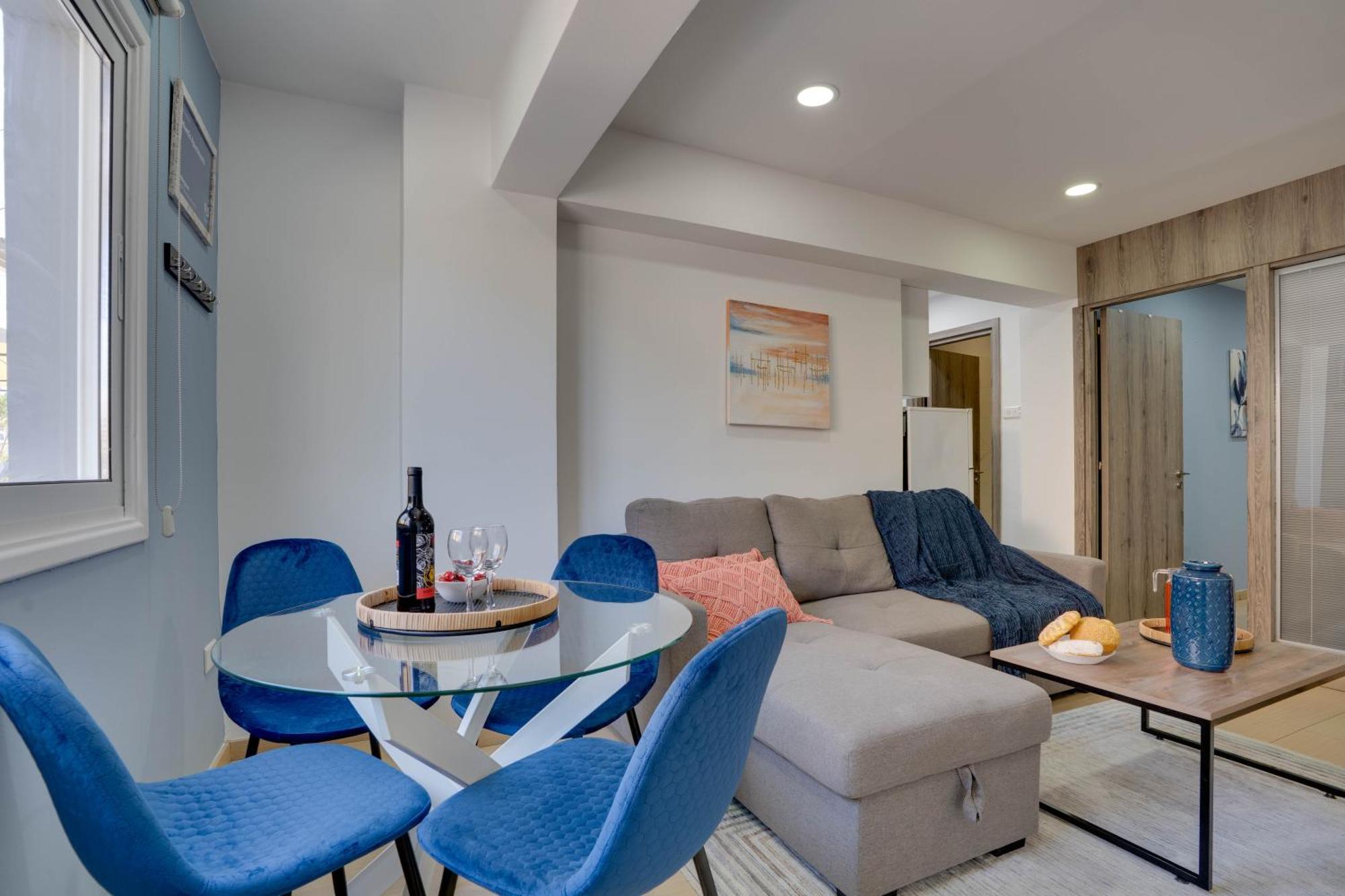 Atlantis Apartments 50M From Makenzy Seafront Larnaca Zewnętrze zdjęcie