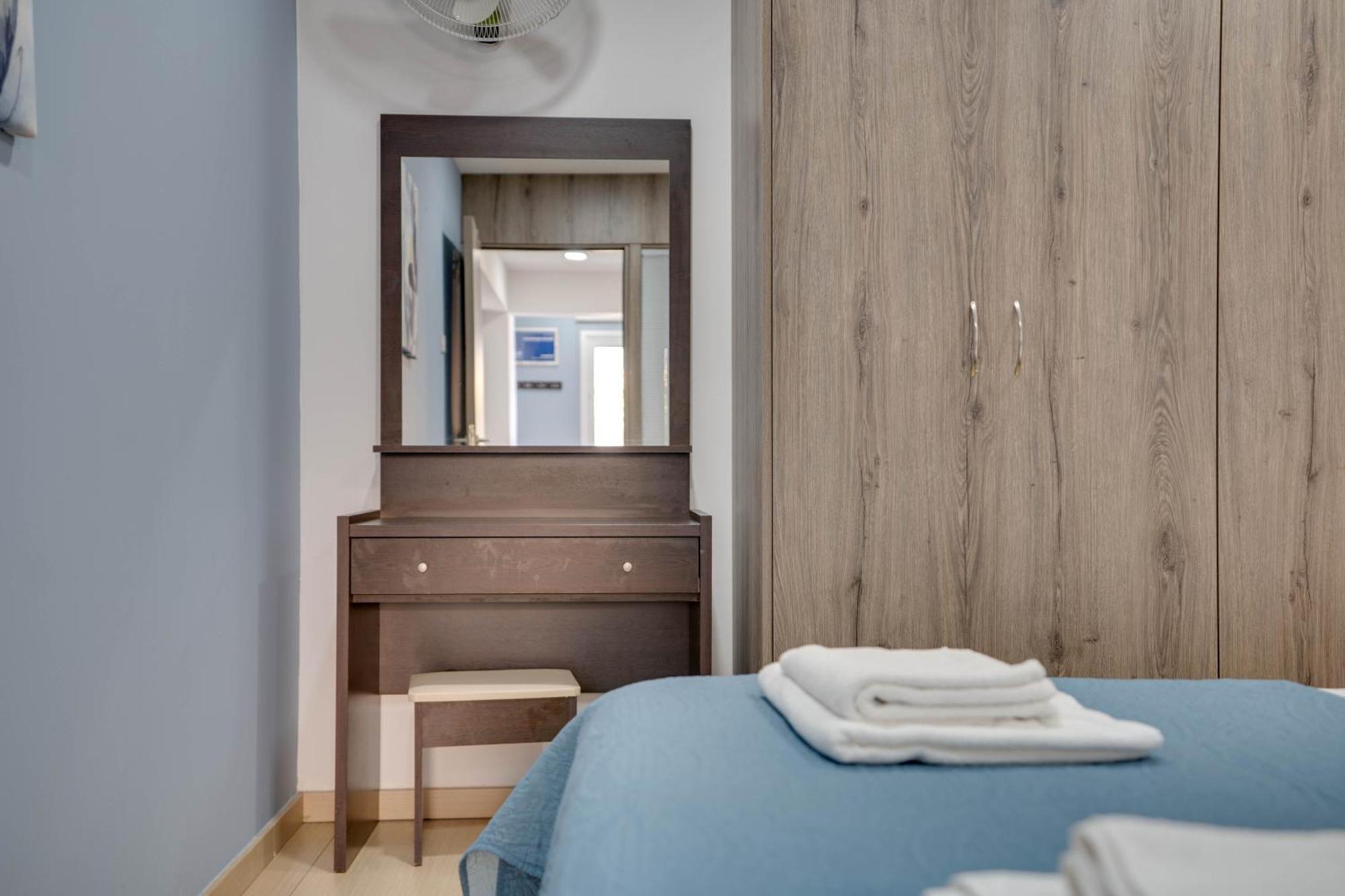 Atlantis Apartments 50M From Makenzy Seafront Larnaca Zewnętrze zdjęcie