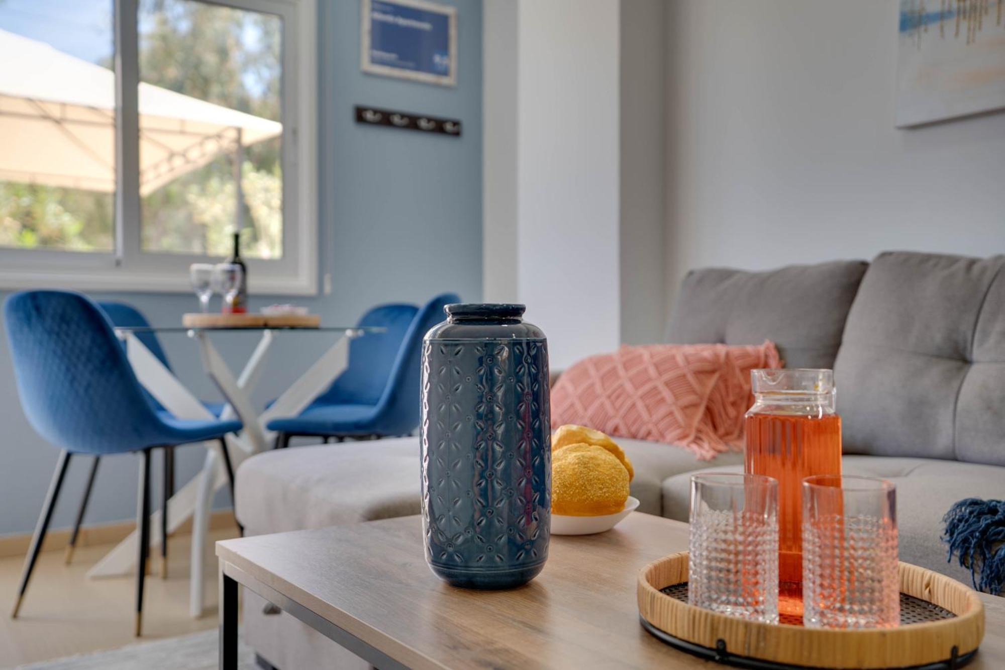 Atlantis Apartments 50M From Makenzy Seafront Larnaca Zewnętrze zdjęcie