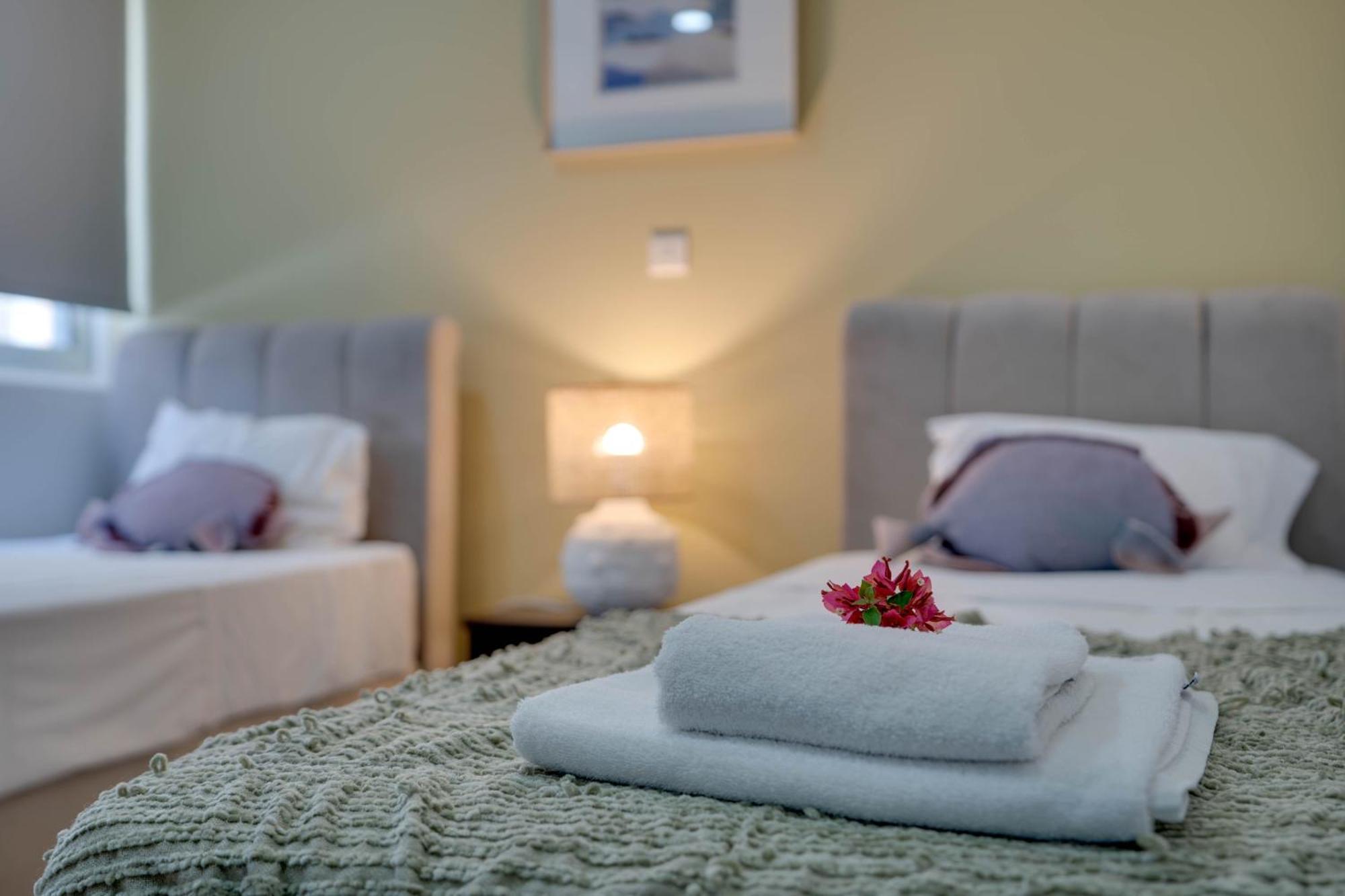 Atlantis Apartments 50M From Makenzy Seafront Larnaca Zewnętrze zdjęcie
