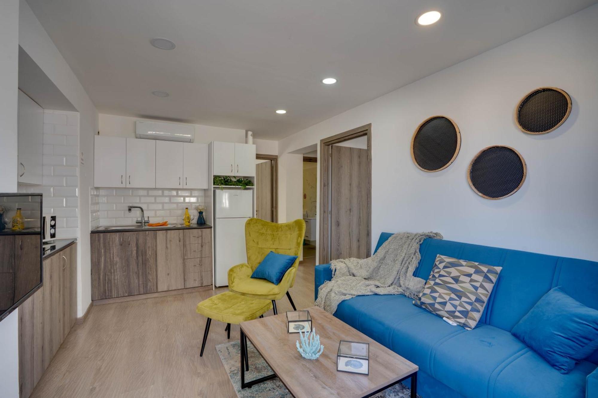 Atlantis Apartments 50M From Makenzy Seafront Larnaca Zewnętrze zdjęcie