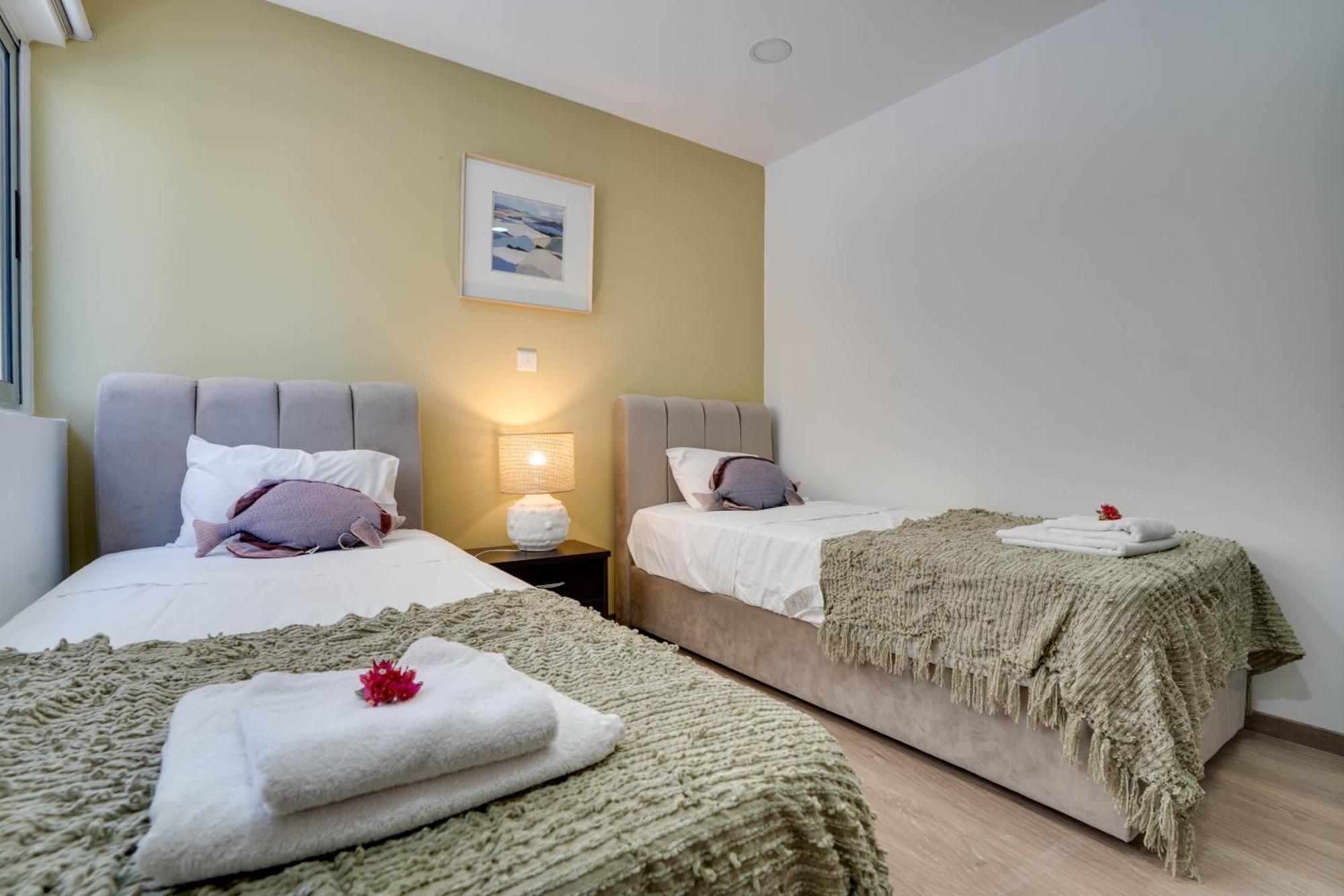 Atlantis Apartments 50M From Makenzy Seafront Larnaca Zewnętrze zdjęcie