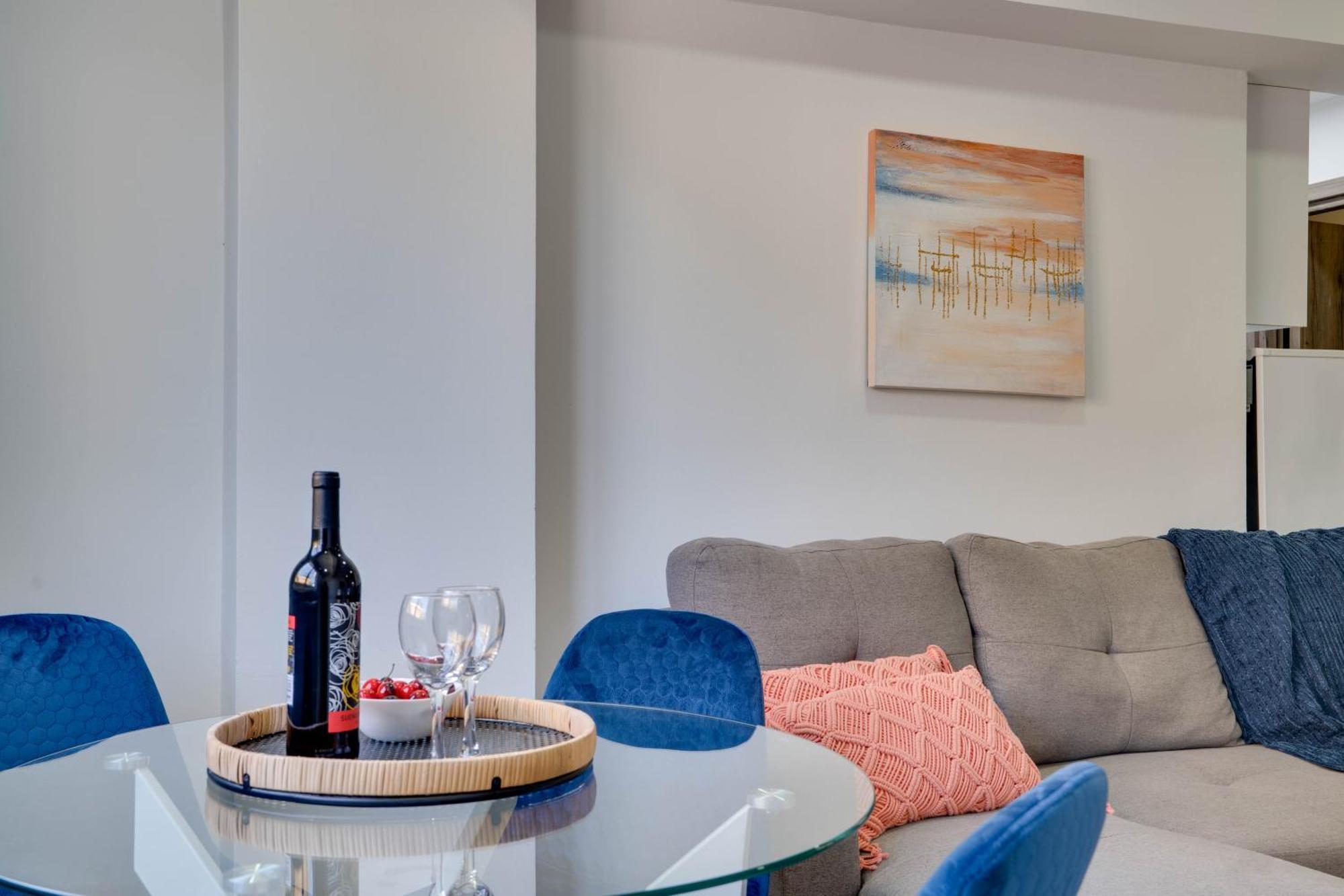 Atlantis Apartments 50M From Makenzy Seafront Larnaca Zewnętrze zdjęcie